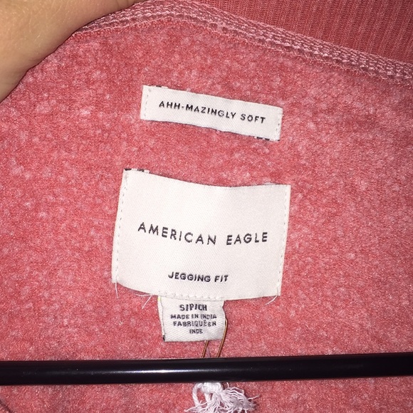 American Eagle Peach colored oversized top - Picture 6 of 6